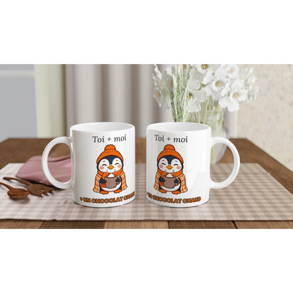 Tasse « Toi + moi + un chocolat chaud » – Nono le pingouin – mise en situation