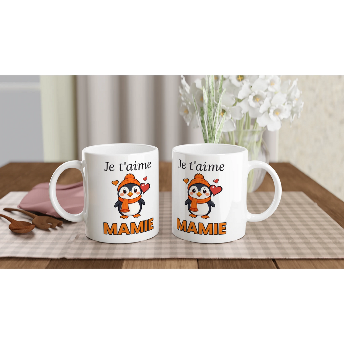 Tasse « Je t'aime Mamie » – Nono le pingouin – mise en situation