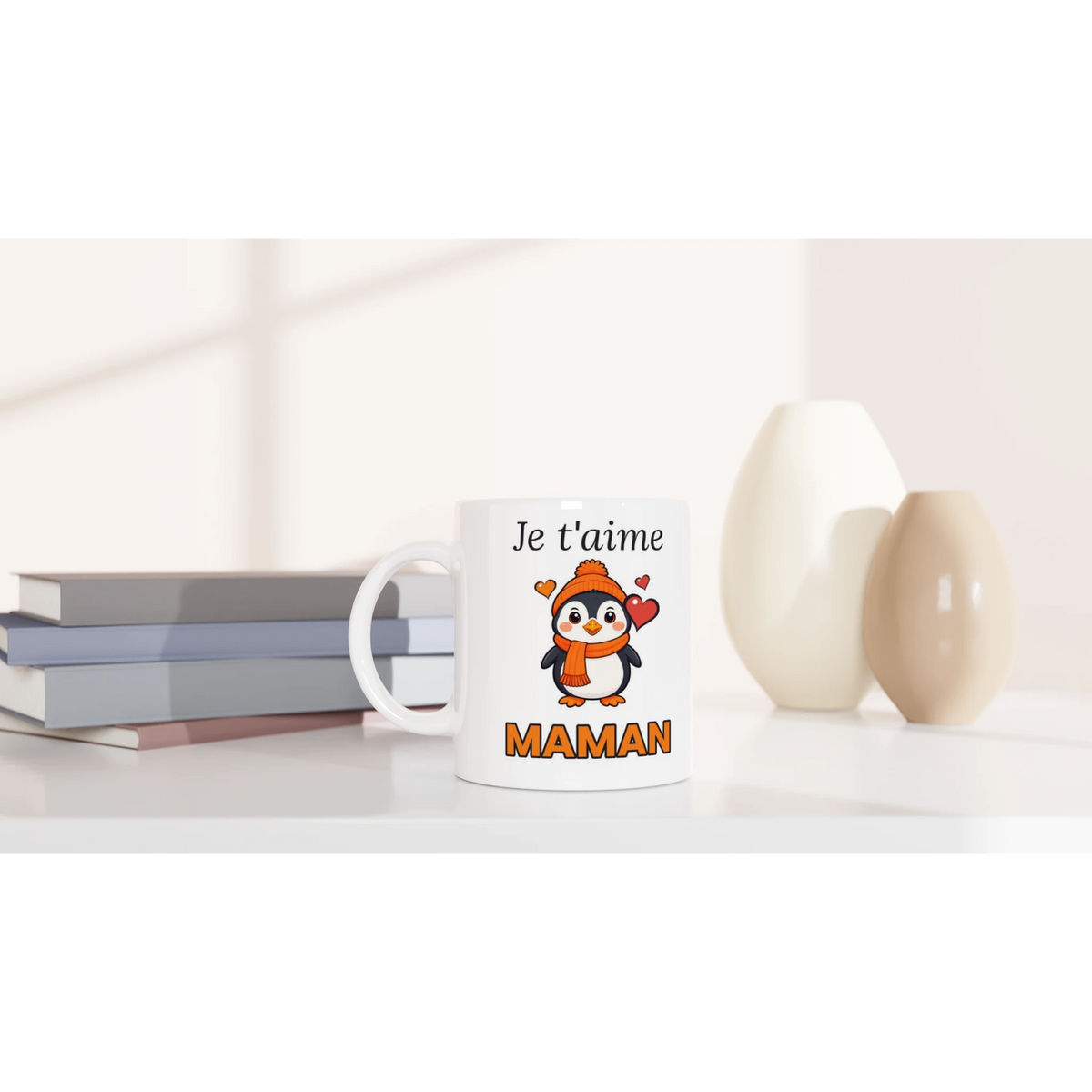 Tasse « Je t'aime Maman » – Nono le pingouin – mise en situation
